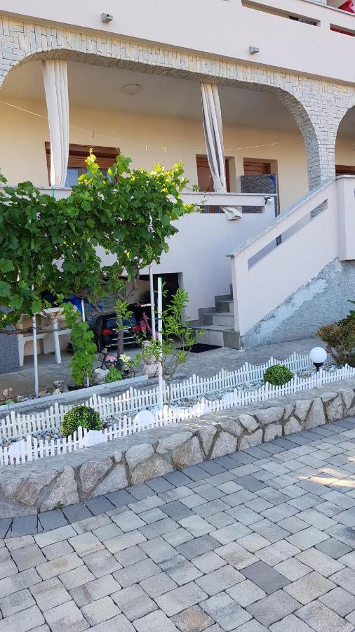 קרק Kabashi Apartment מראה חיצוני תמונה