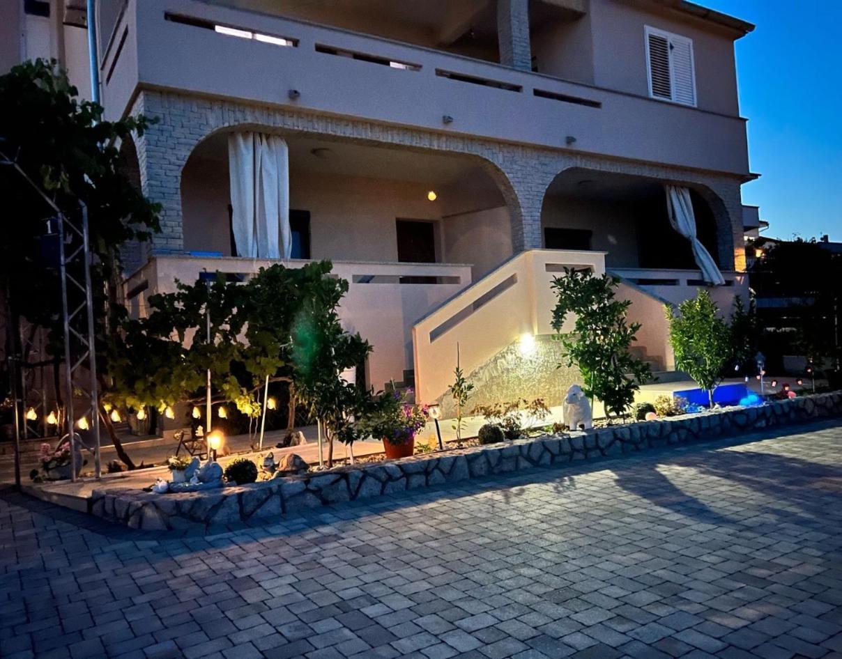 קרק Kabashi Apartment מראה חיצוני תמונה