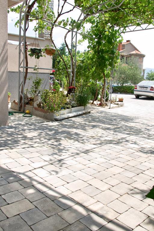 קרק Kabashi Apartment מראה חיצוני תמונה